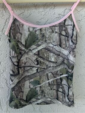 Edikted Camo Tank Top

In good condition, no flaws!

Size: XS 

#edikted #camo